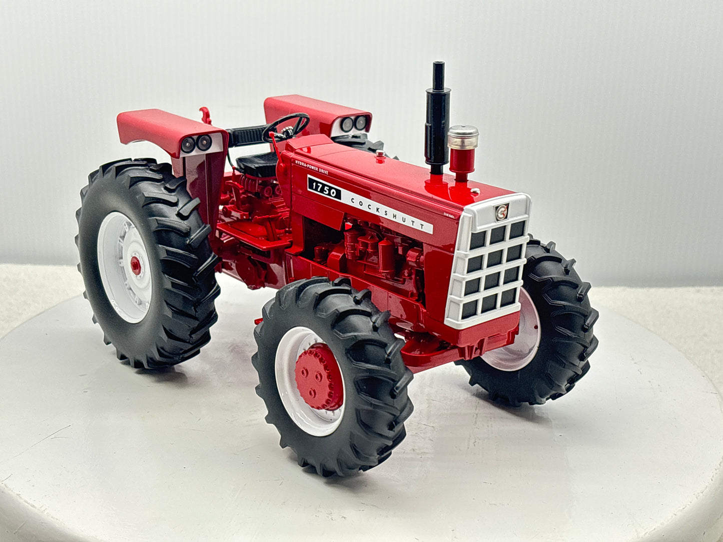 1/16 Cockshutt 1750 FWA