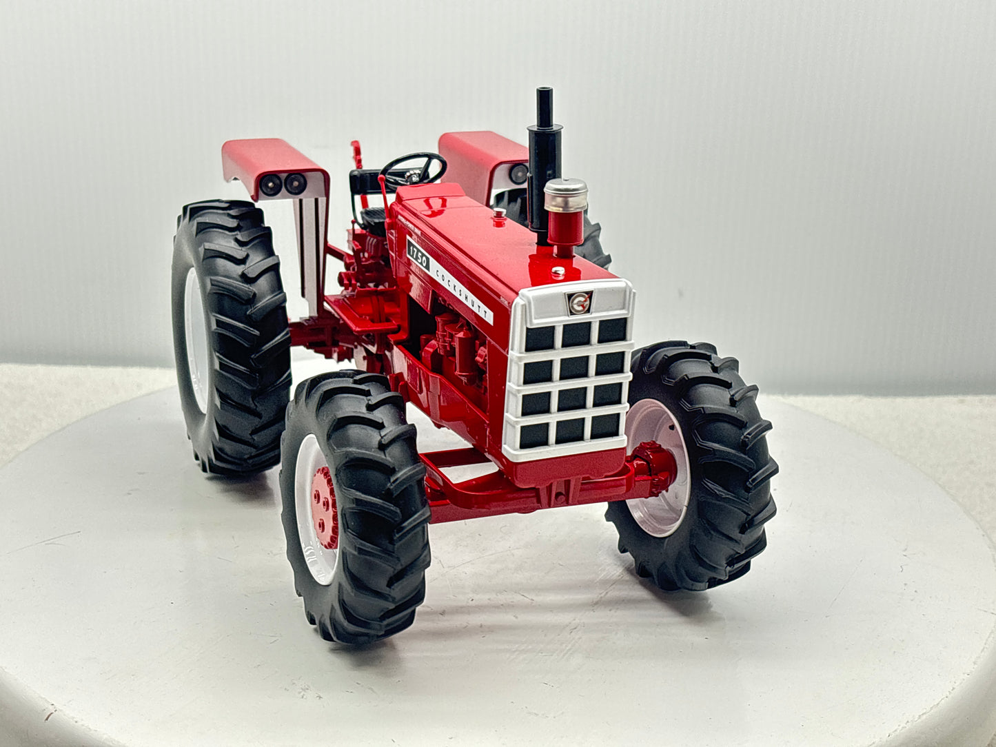 1/16 Cockshutt 1750 FWA