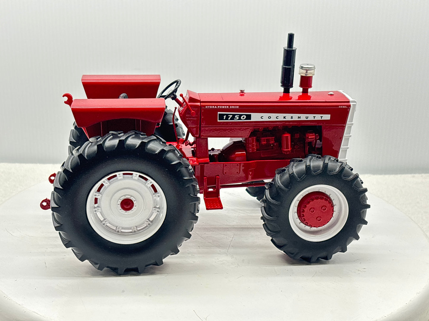 1/16 Cockshutt 1750 FWA