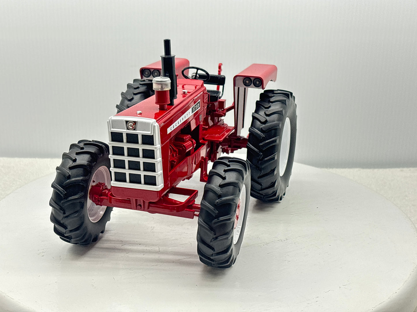 1/16 Cockshutt 1750 FWA