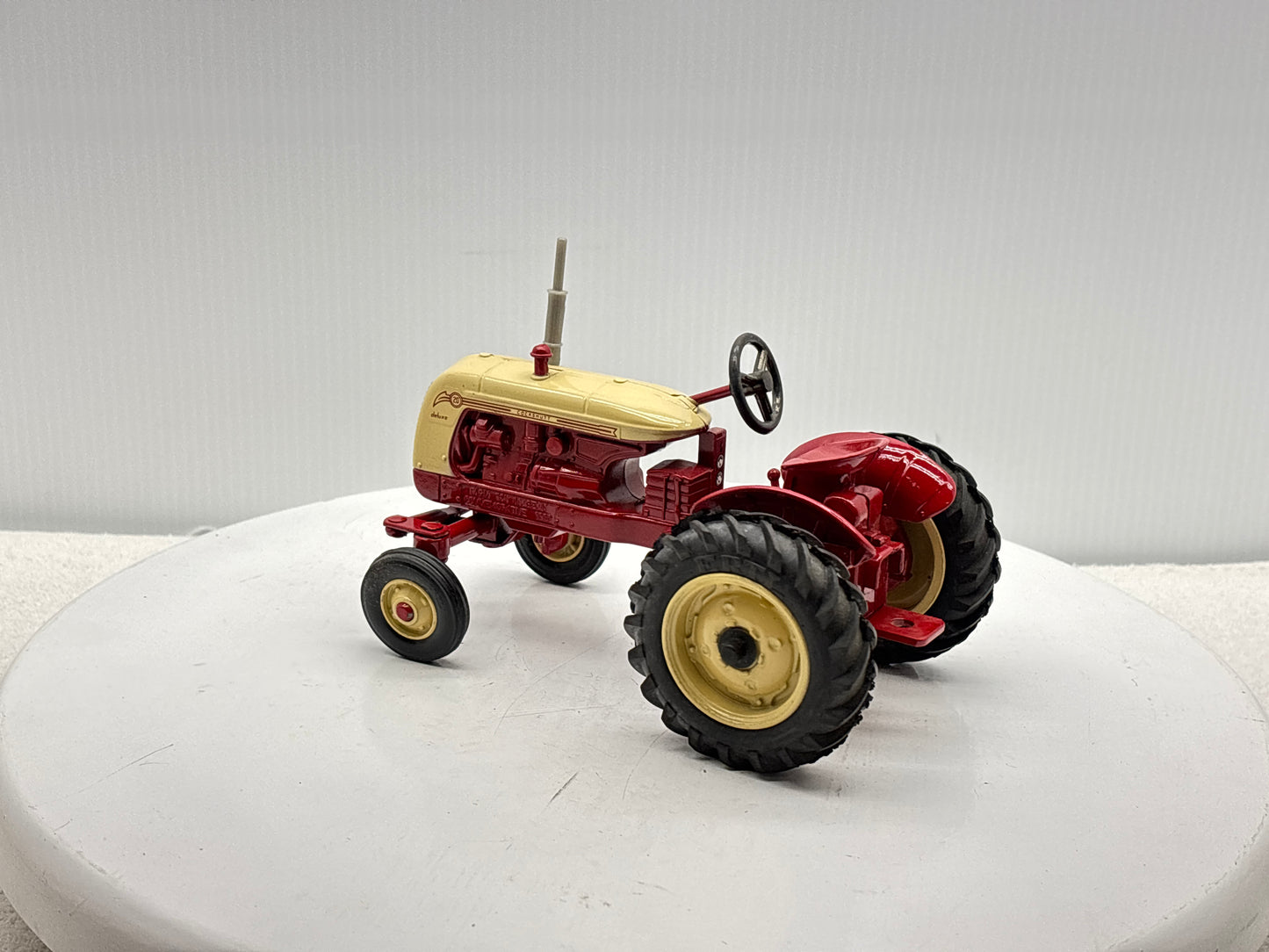 1/16 Cockshutt 20 Deluxe