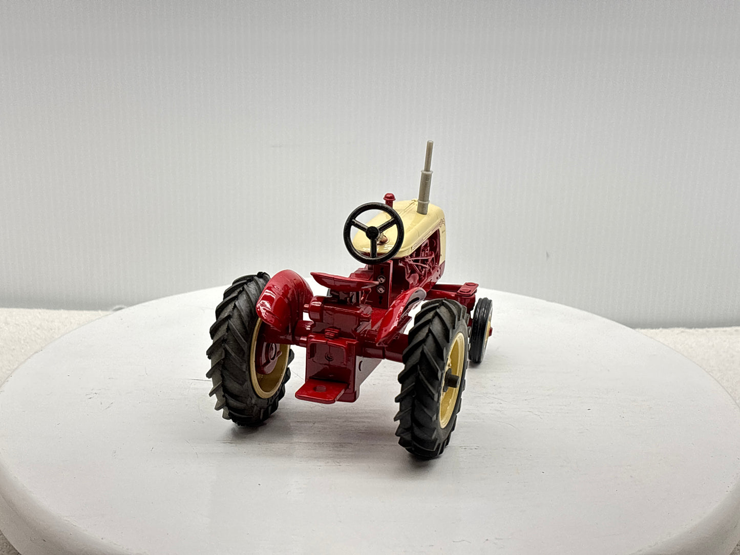 1/16 Cockshutt 20 Deluxe