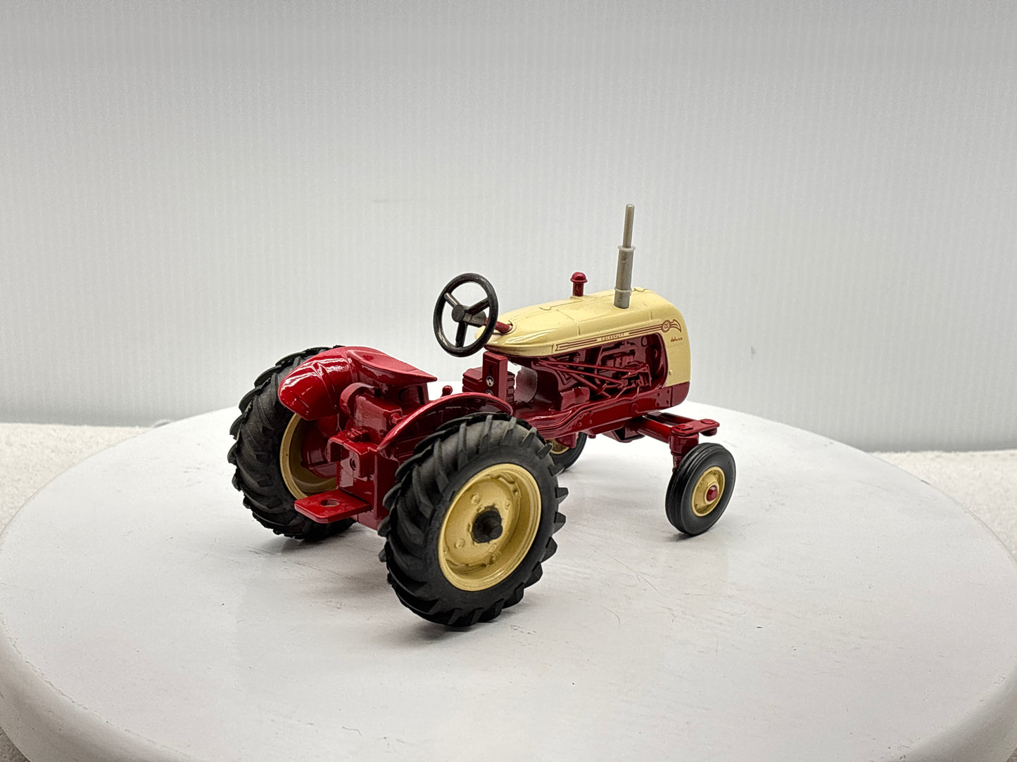 1/16 Cockshutt 20 Deluxe