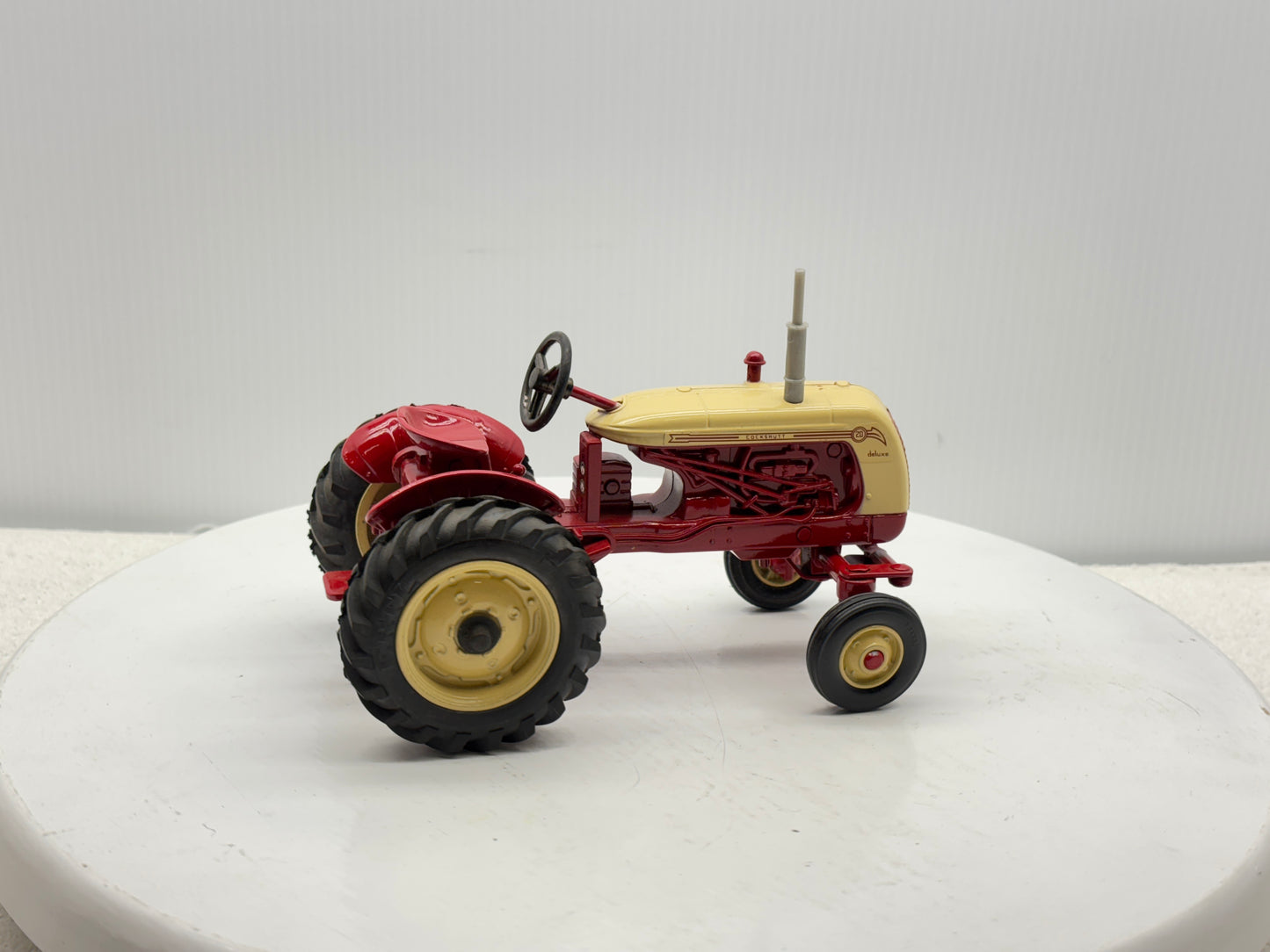 1/16 Cockshutt 20 Deluxe