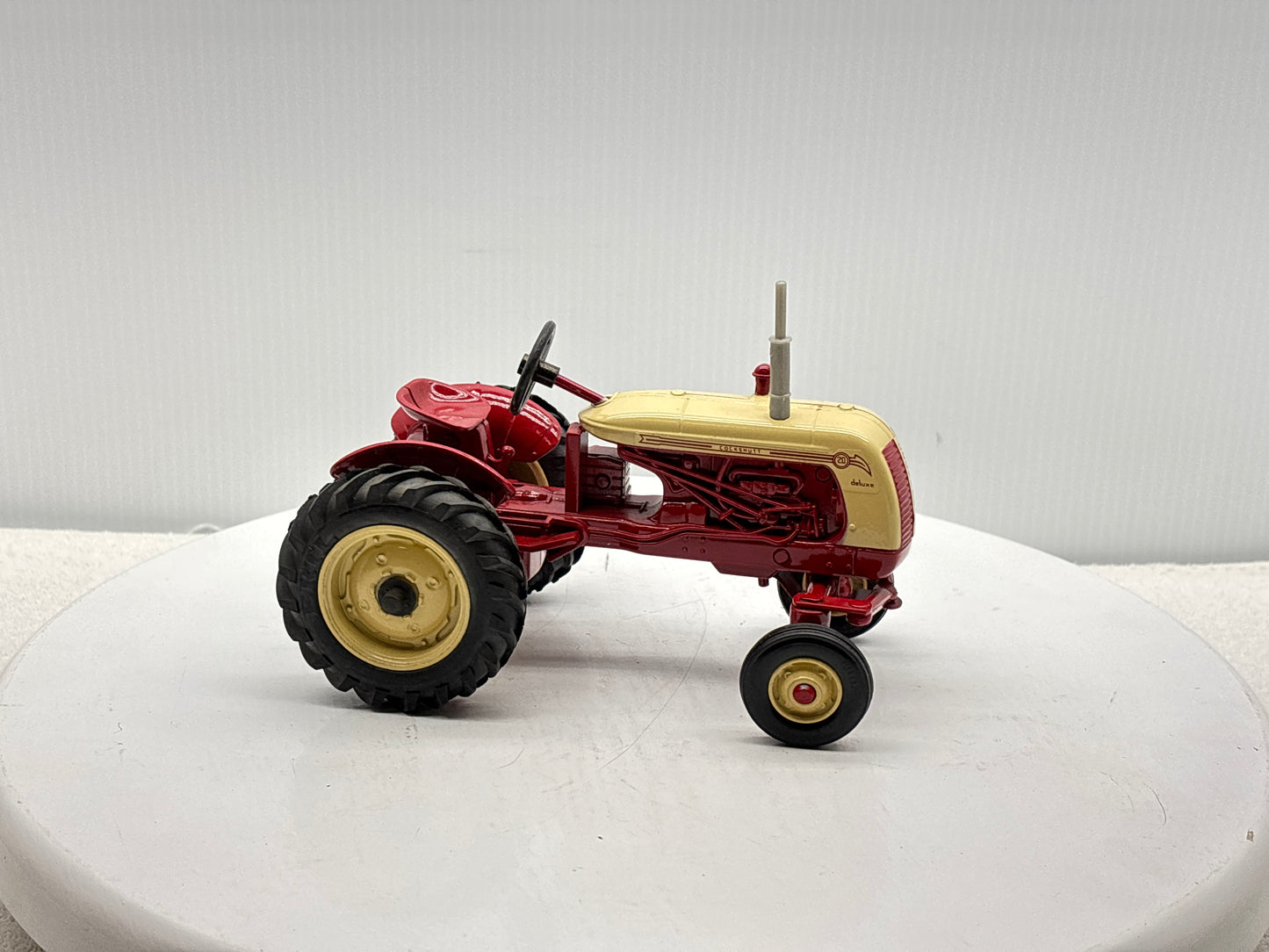 1/16 Cockshutt 20 Deluxe