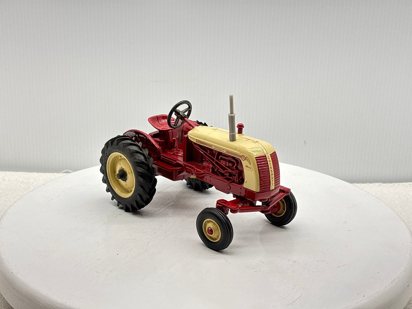 1/16 Cockshutt 20 Deluxe