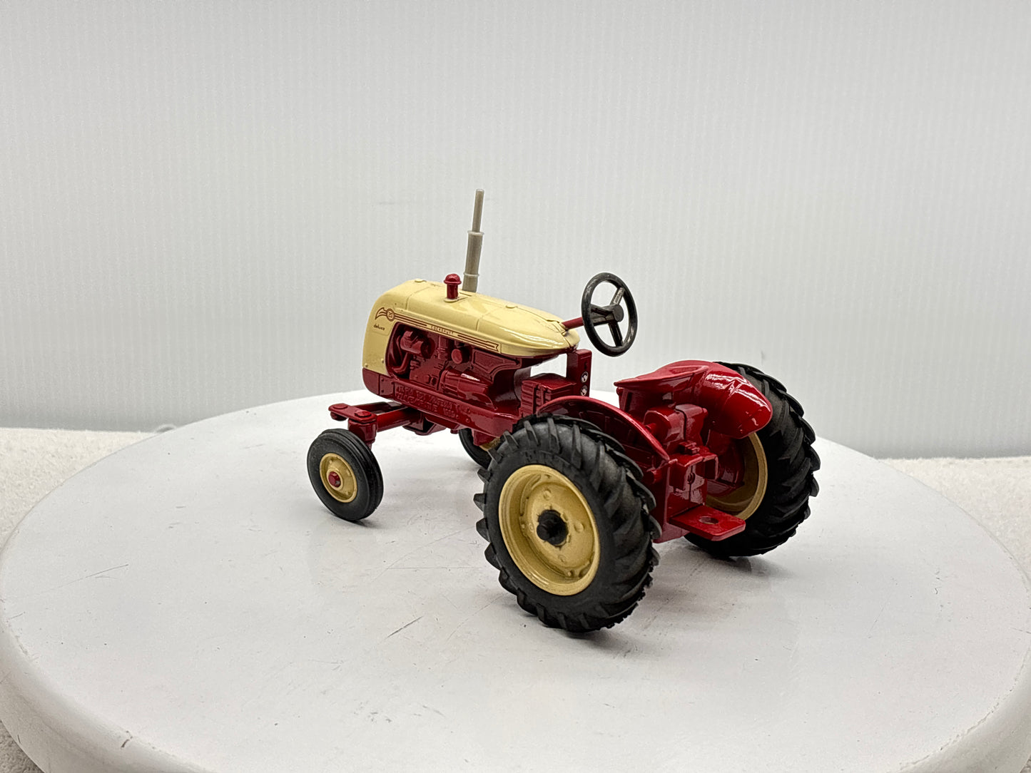 1/16 Cockshutt 20 Deluxe
