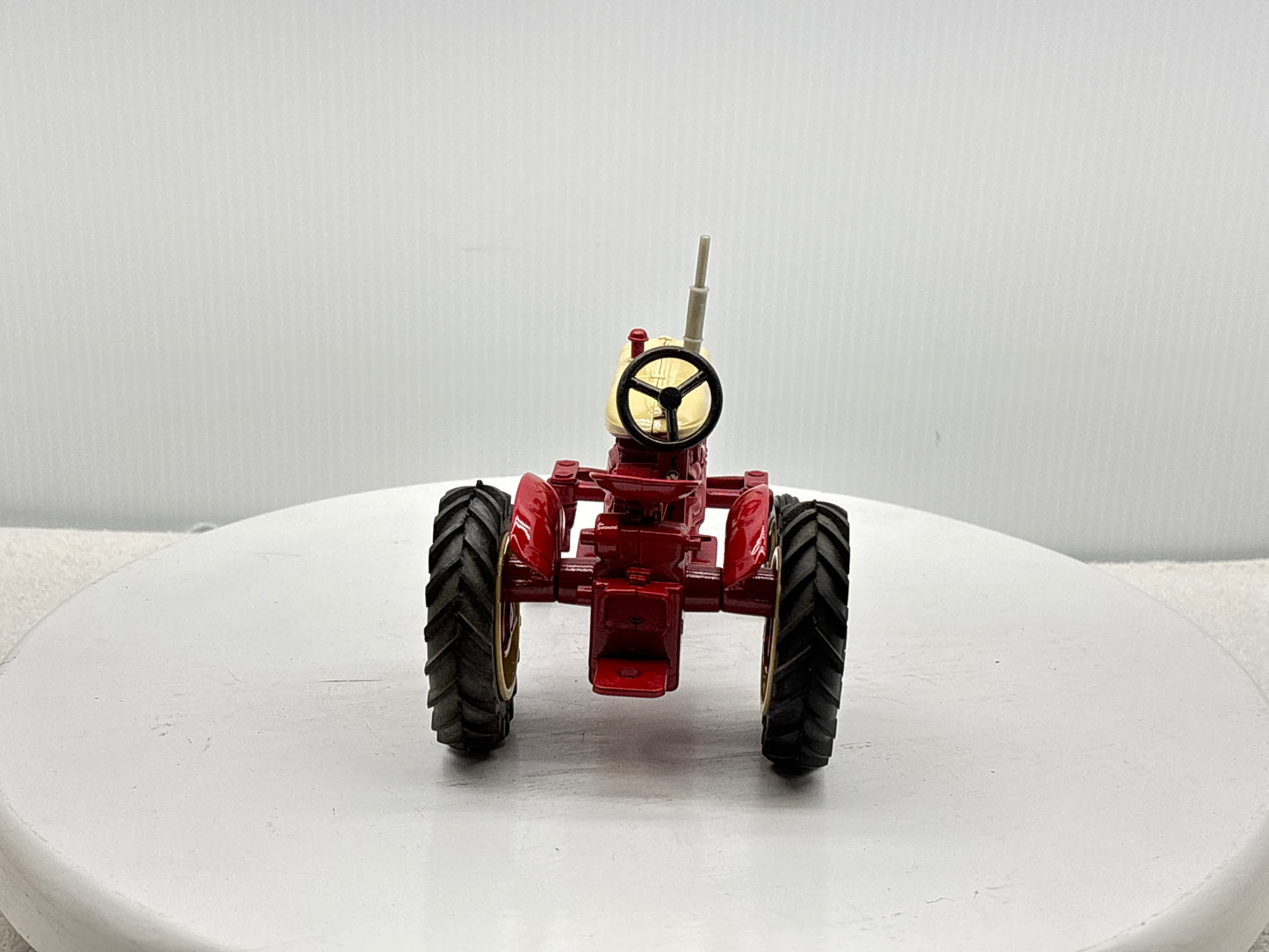 1/16 Cockshutt 20 Deluxe