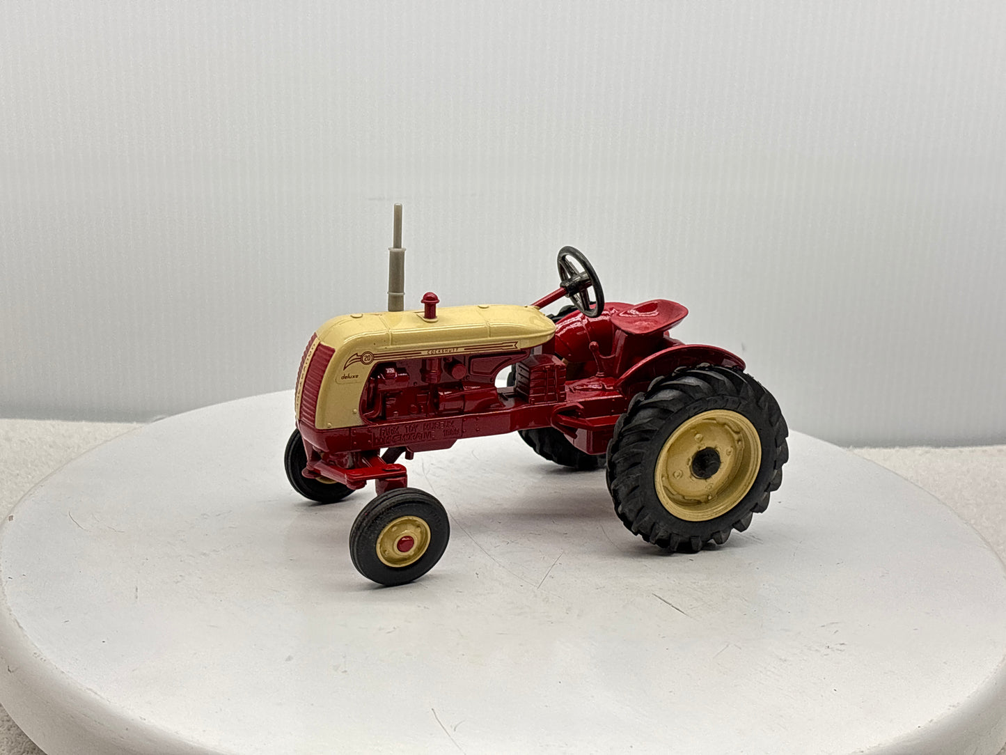 1/16 Cockshutt 20 Deluxe