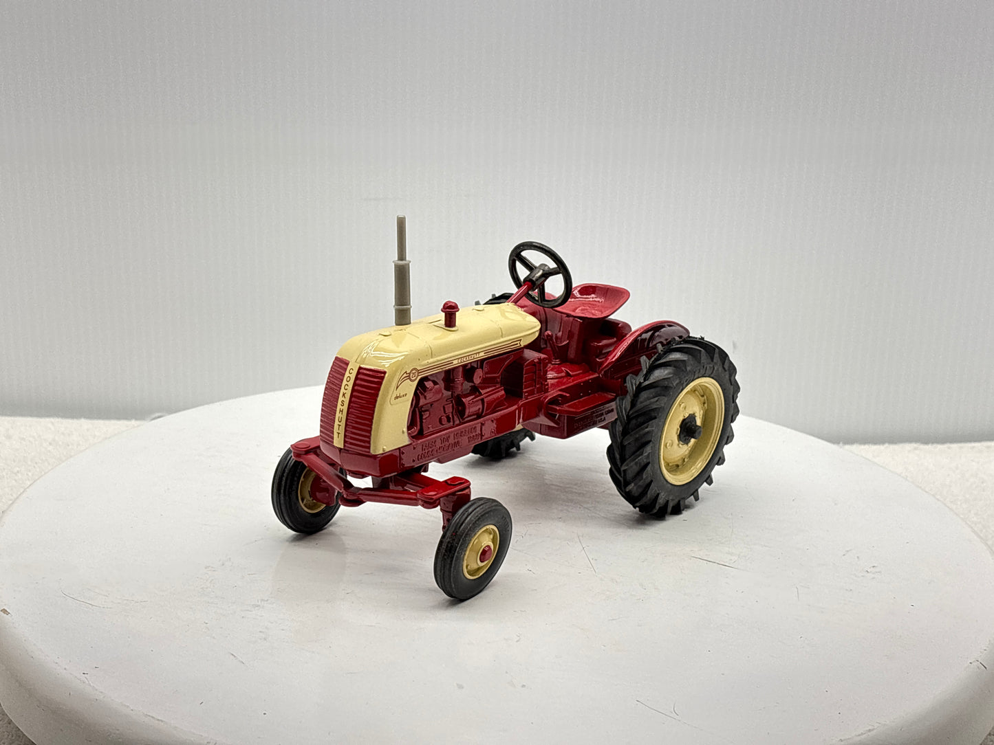 1/16 Cockshutt 20 Deluxe