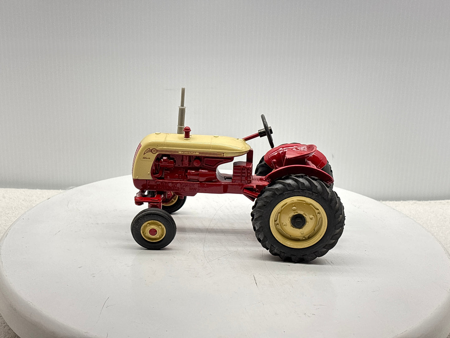 1/16 Cockshutt 20 Deluxe