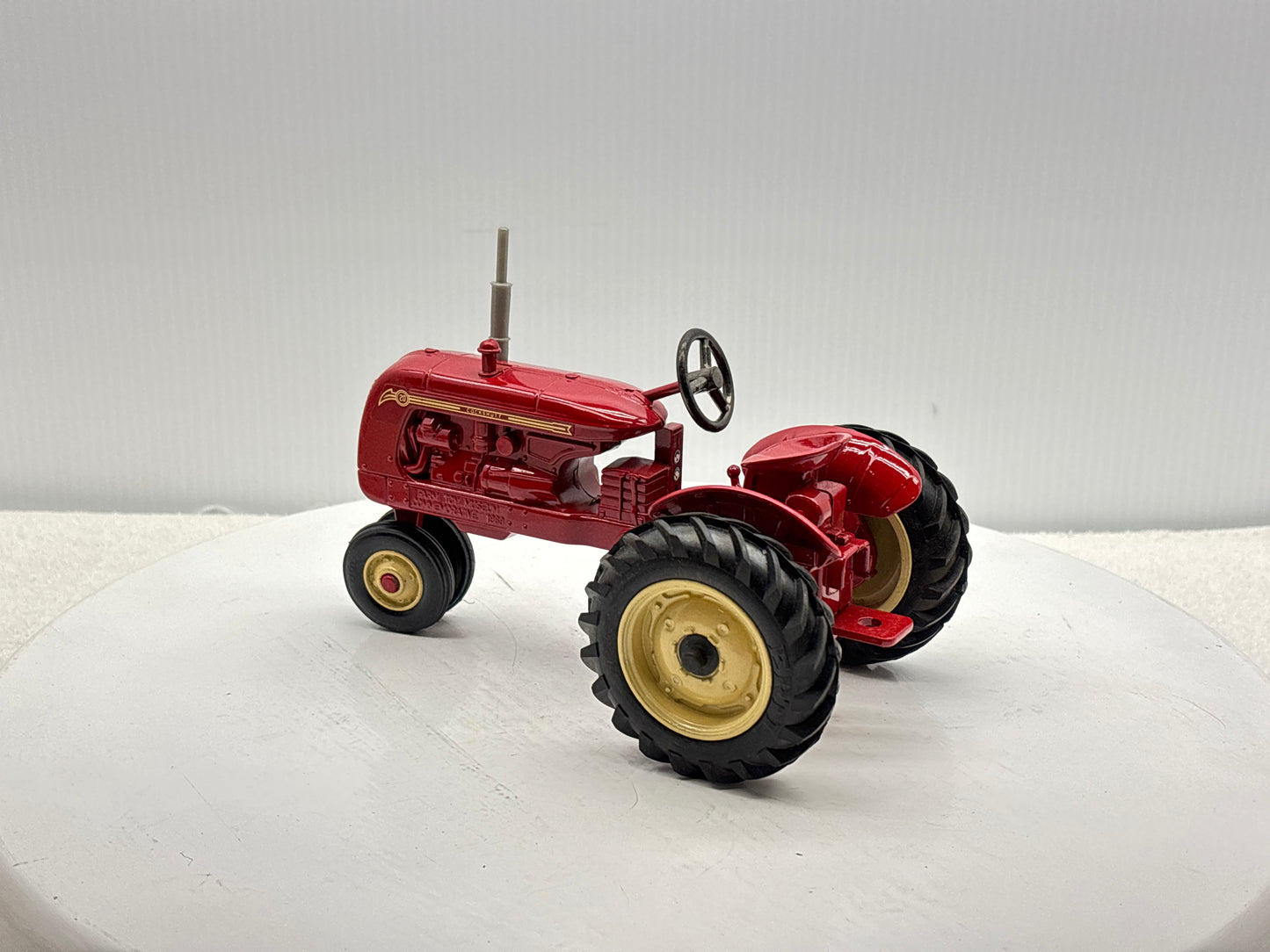 1/16 Cockshutt 20 Narrow Front