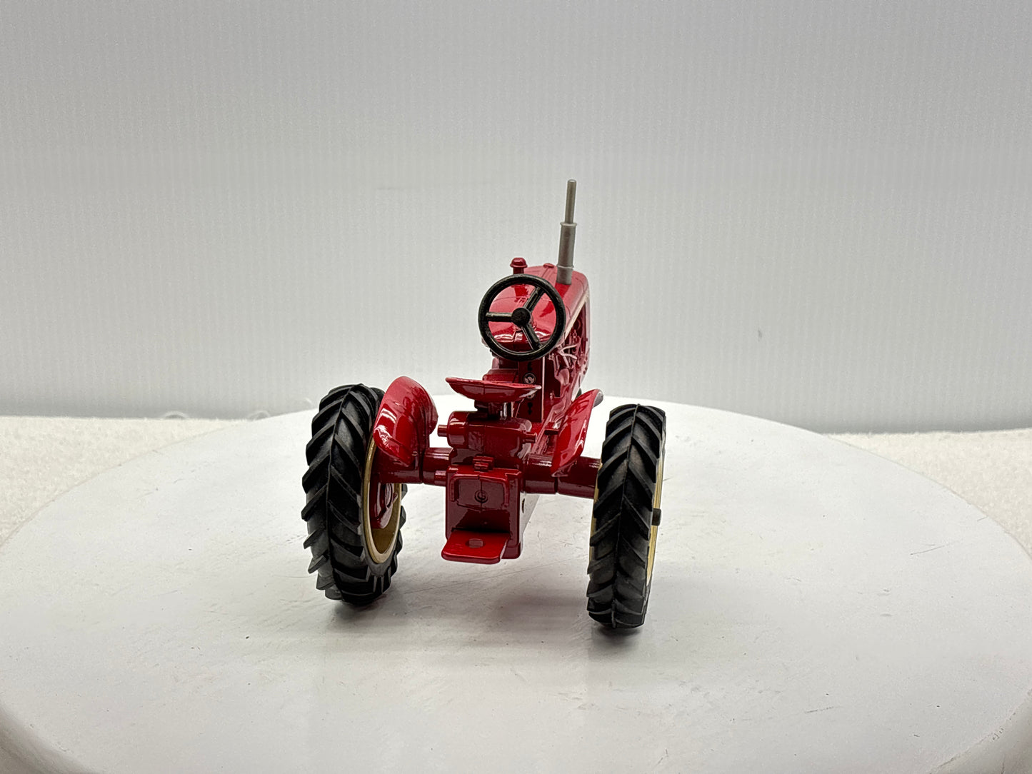 1/16 Cockshutt 20 Narrow Front