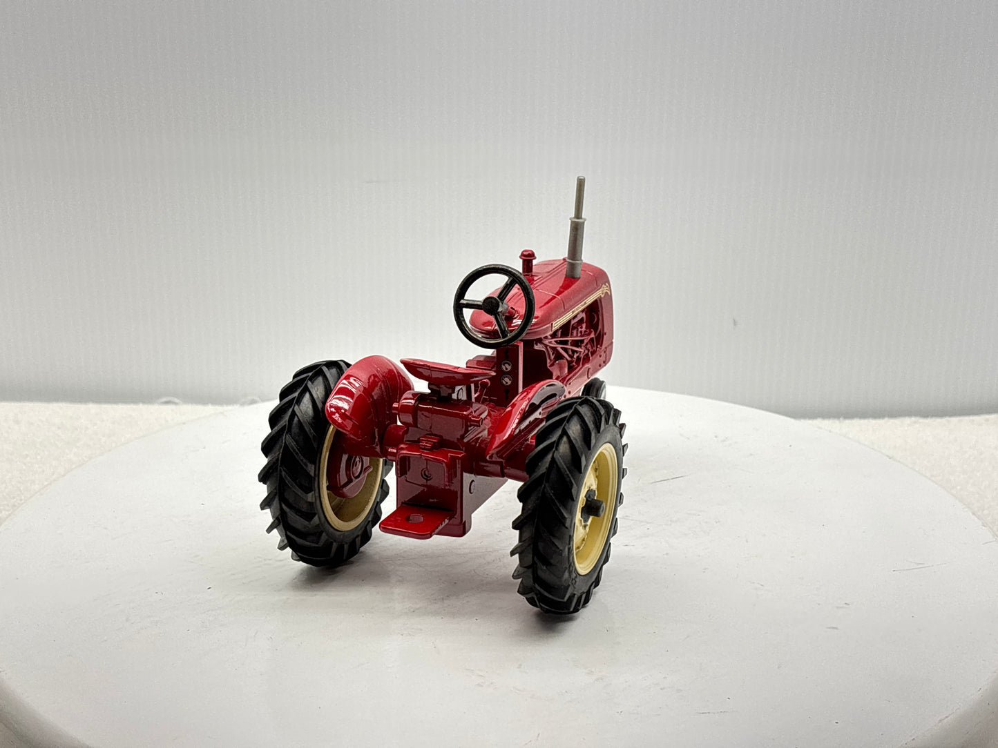 1/16 Cockshutt 20 Narrow Front