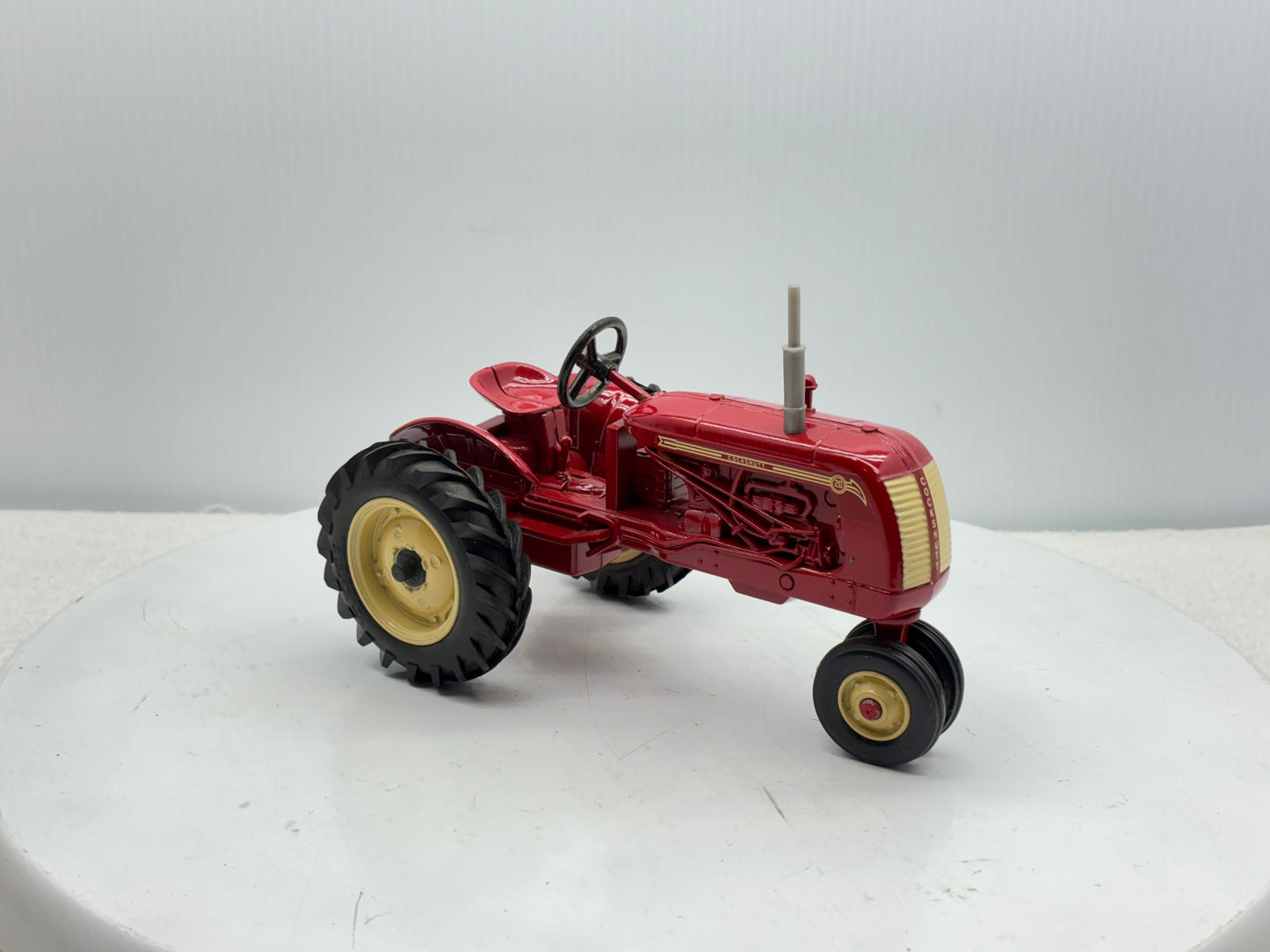 1/16 Cockshutt 20 Narrow Front