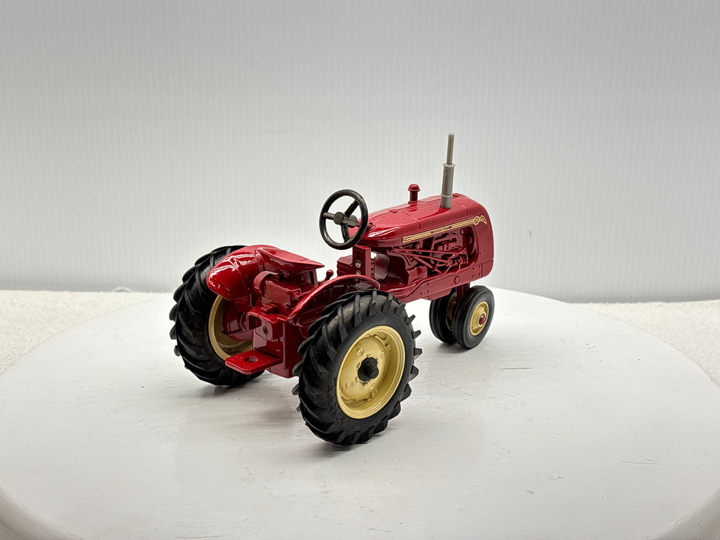 1/16 Cockshutt 20 Narrow Front