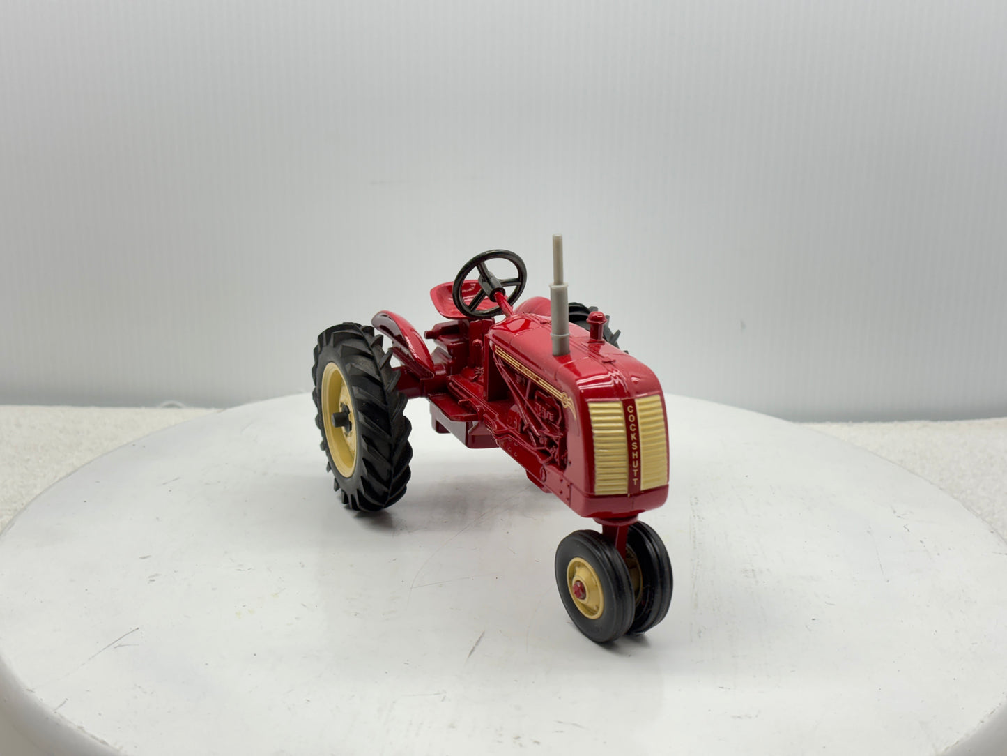 1/16 Cockshutt 20 Narrow Front