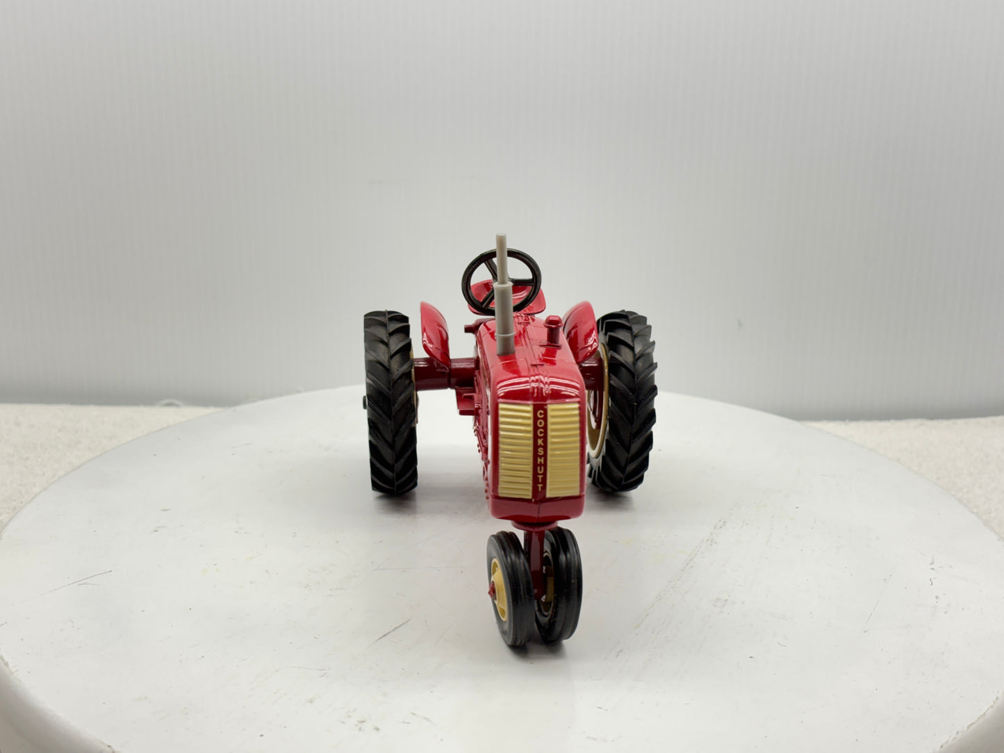 1/16 Cockshutt 20 Narrow Front