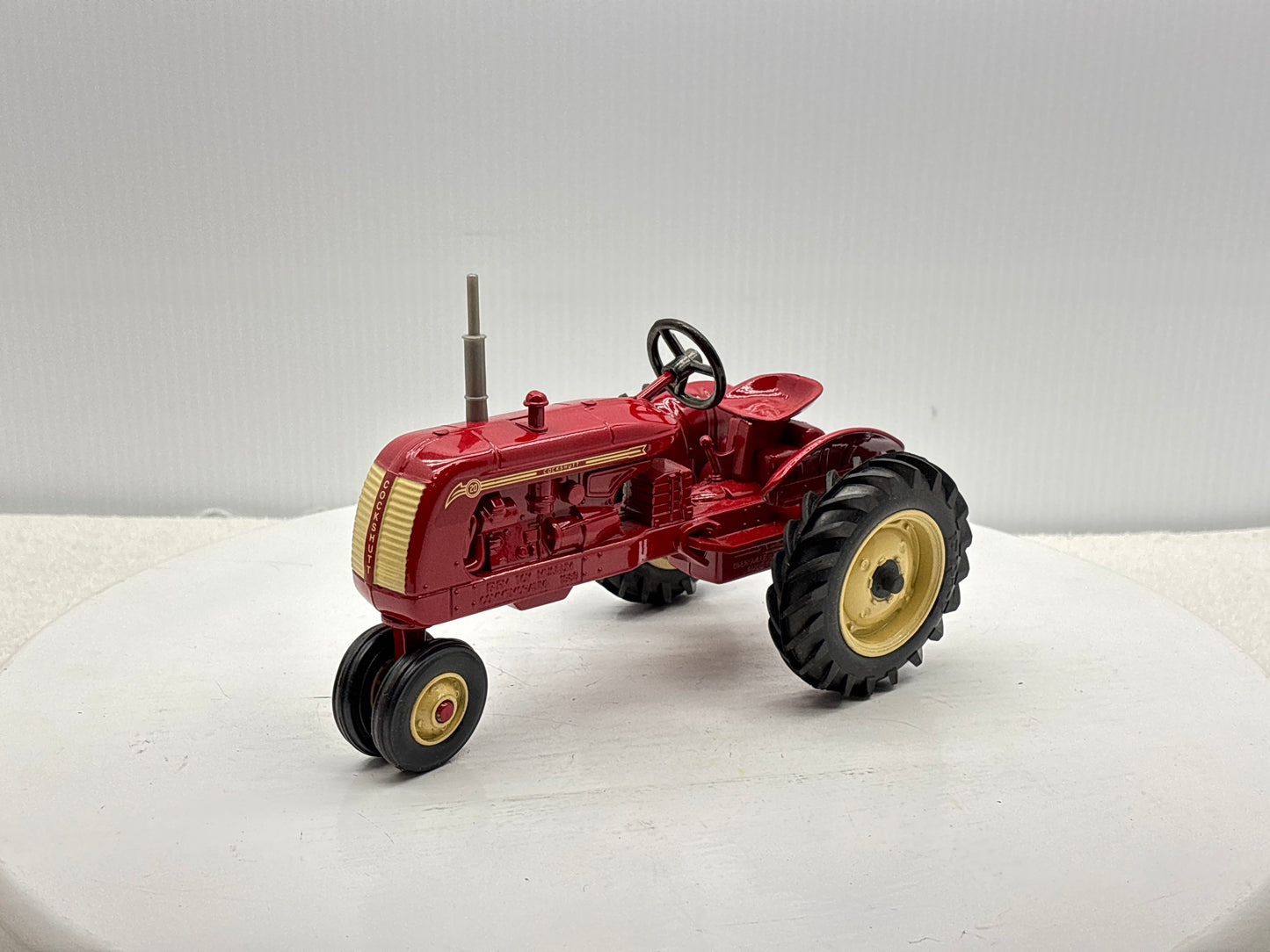 1/16 Cockshutt 20 Narrow Front
