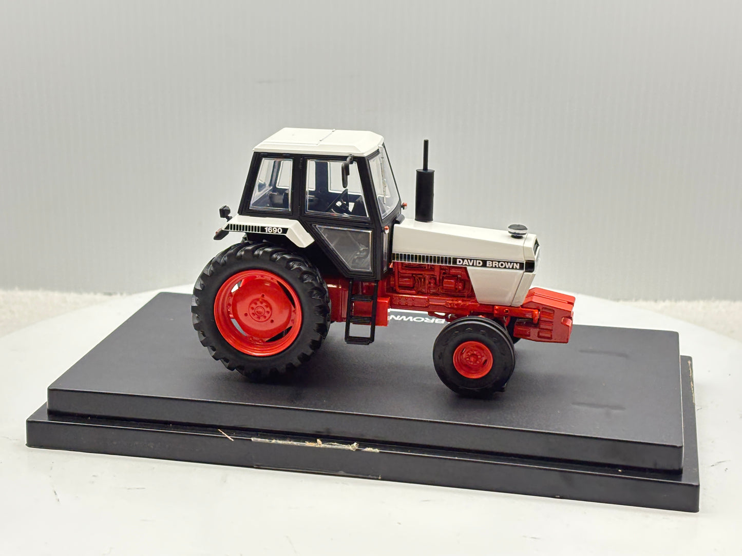 1/32 David Brown 2WD