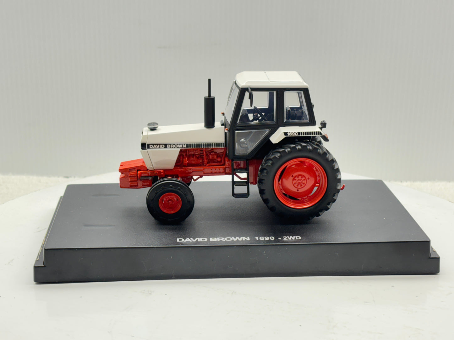 1/32 David Brown 2WD