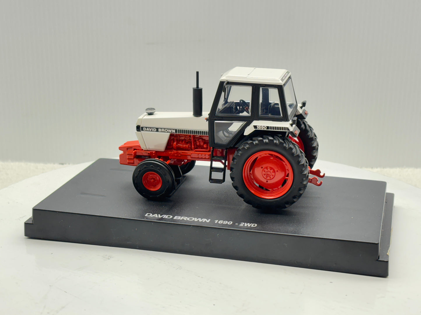 1/32 David Brown 2WD