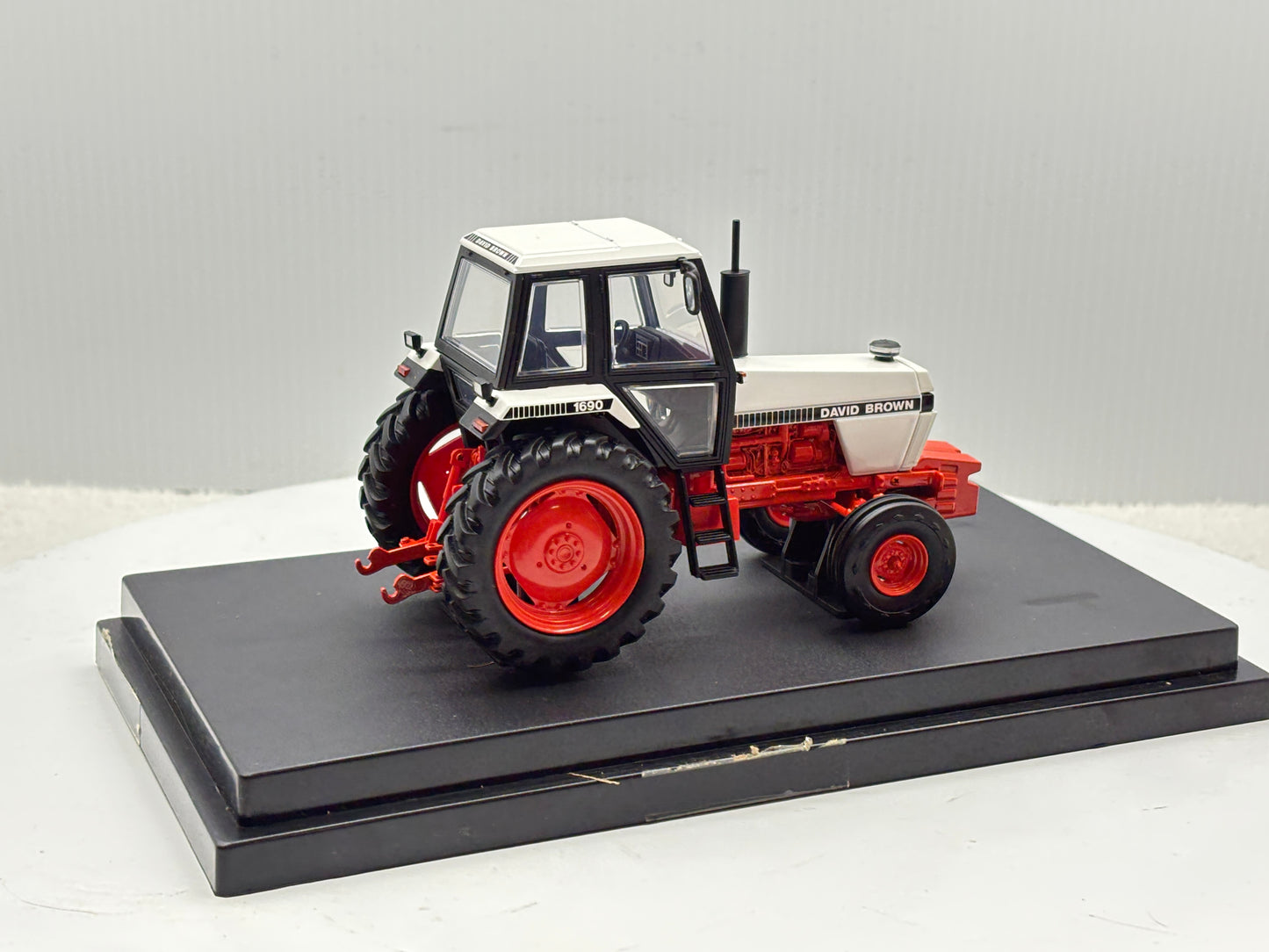 1/32 David Brown 2WD