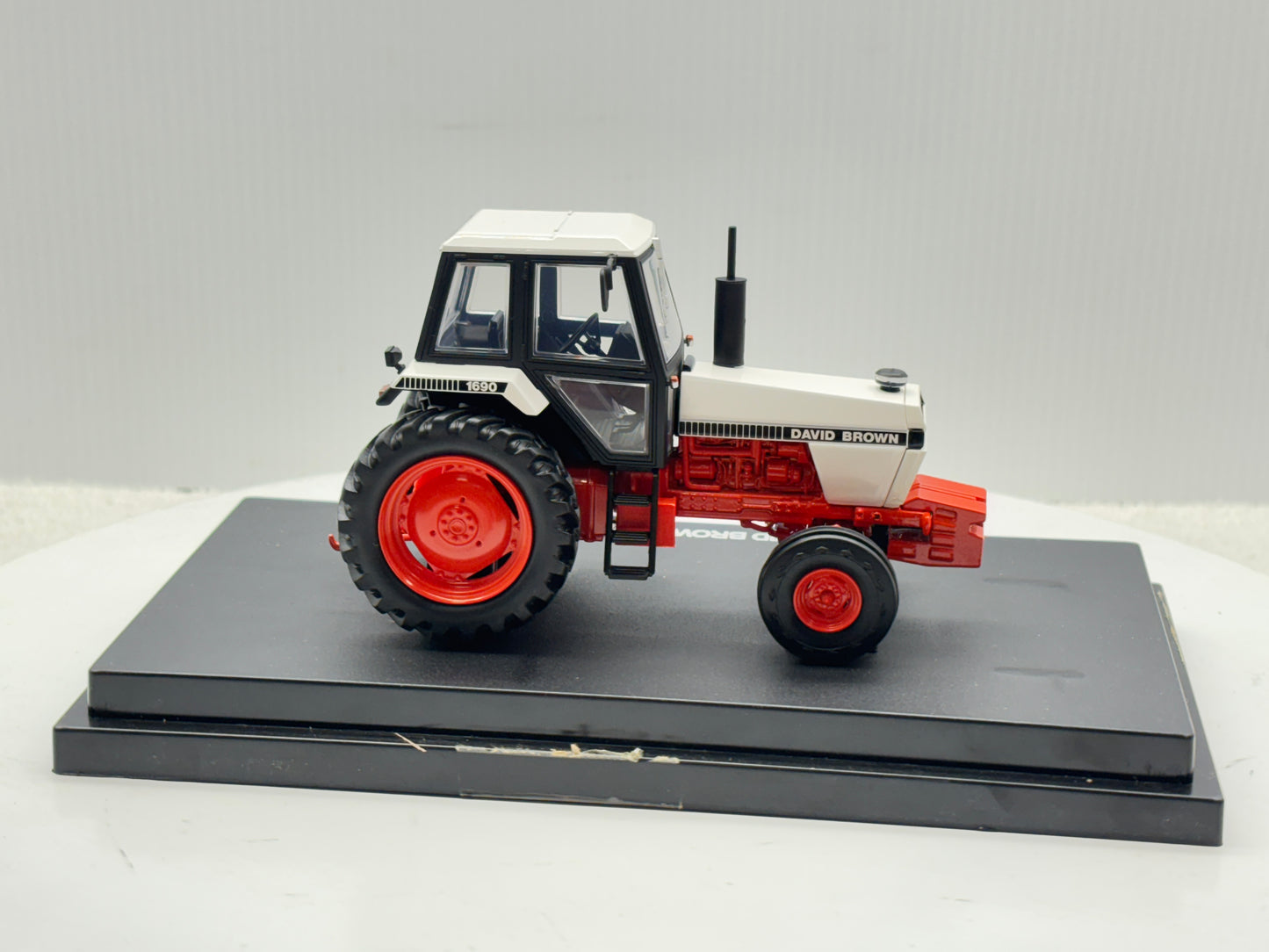 1/32 David Brown 2WD