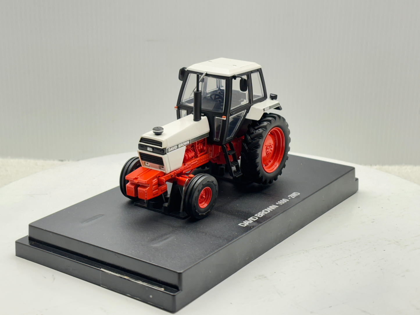 1/32 David Brown 2WD