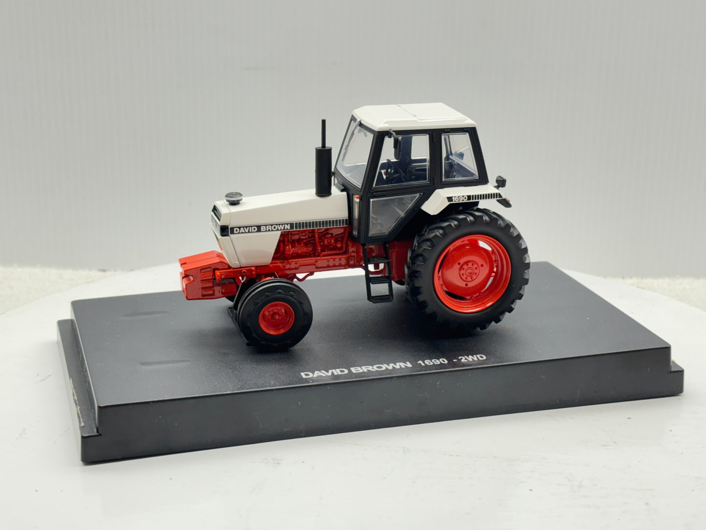 1/32 David Brown 2WD