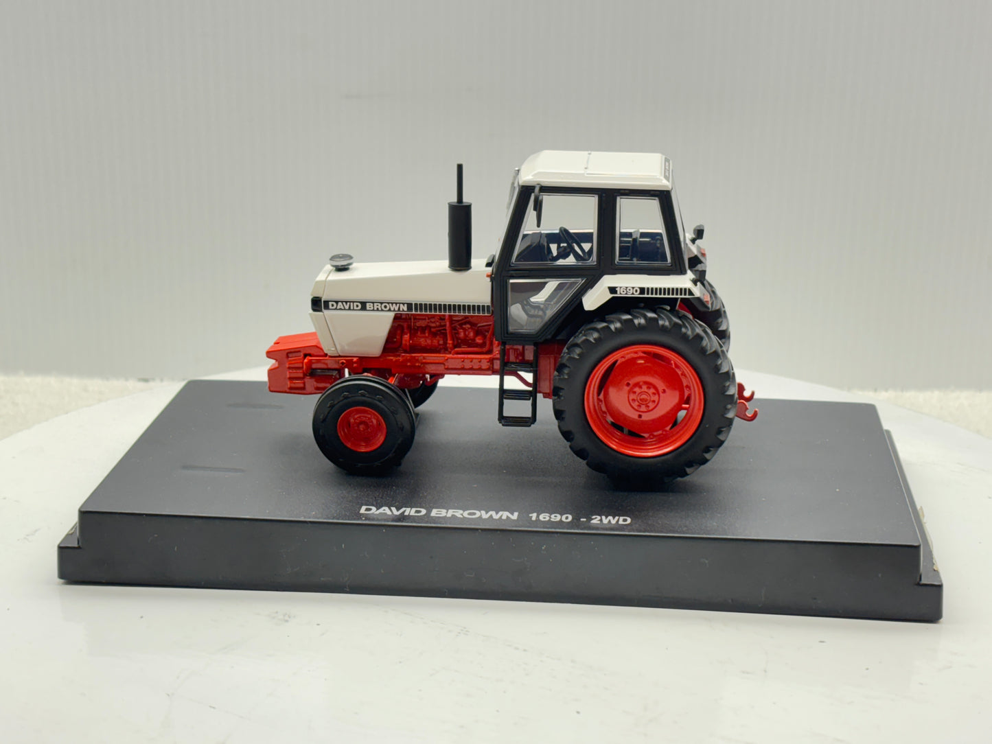 1/32 David Brown 2WD