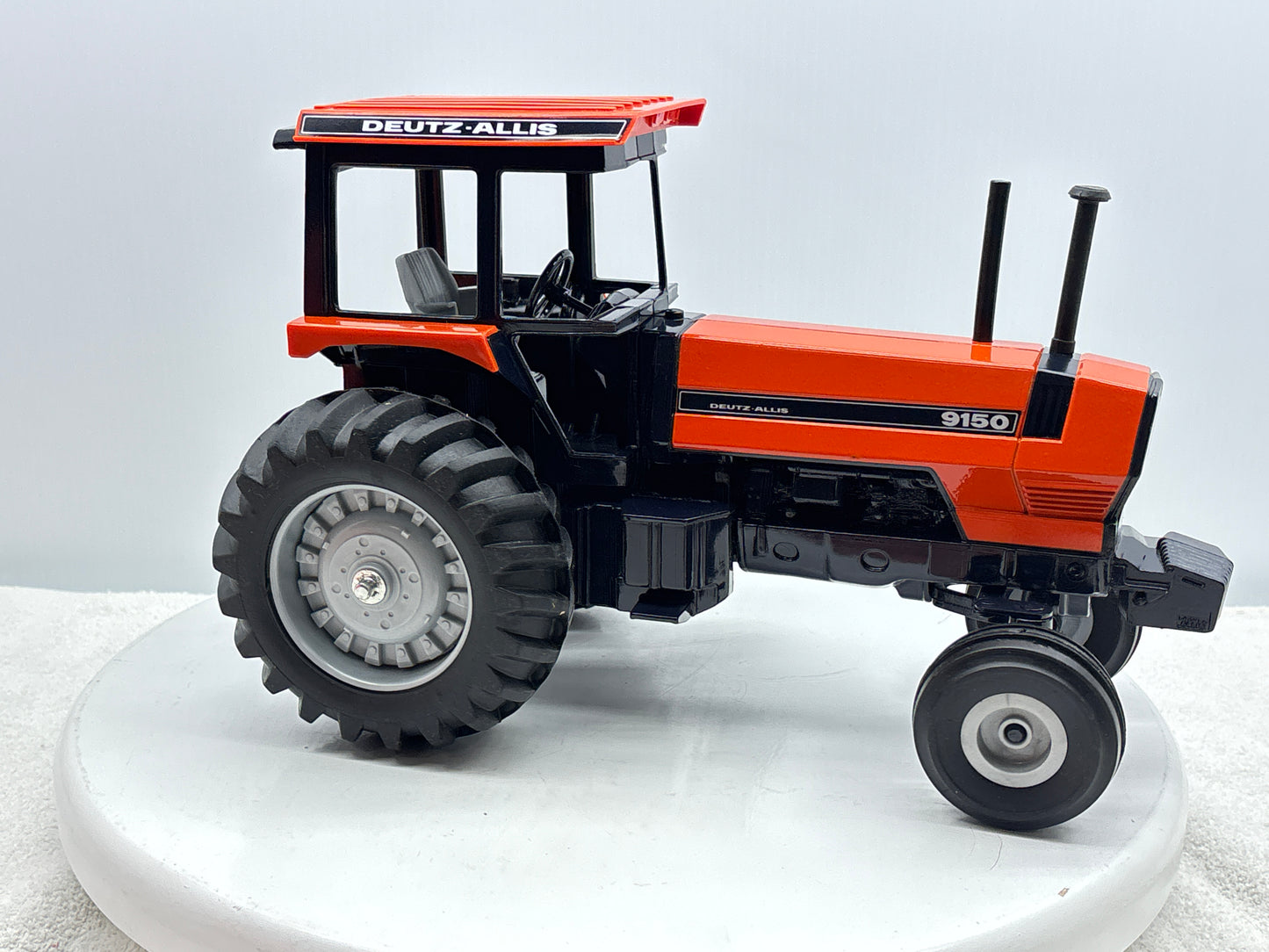1/16 Deutz-Allis 9150 2wd Orange Special Edition