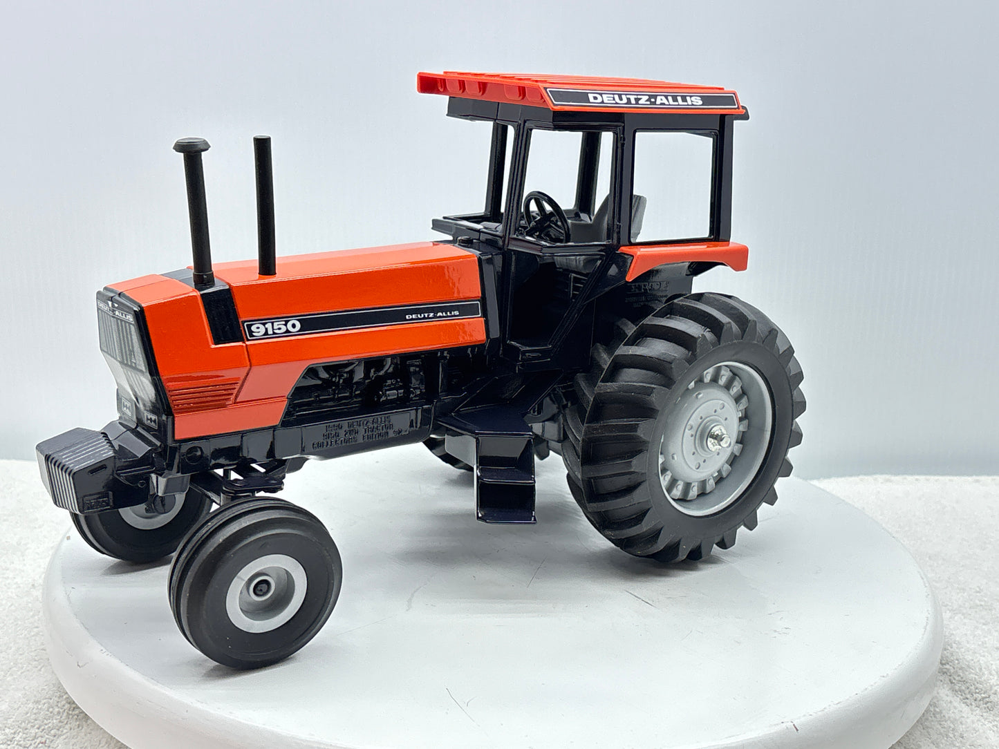 1/16 Deutz-Allis 9150 2wd Orange Special Edition