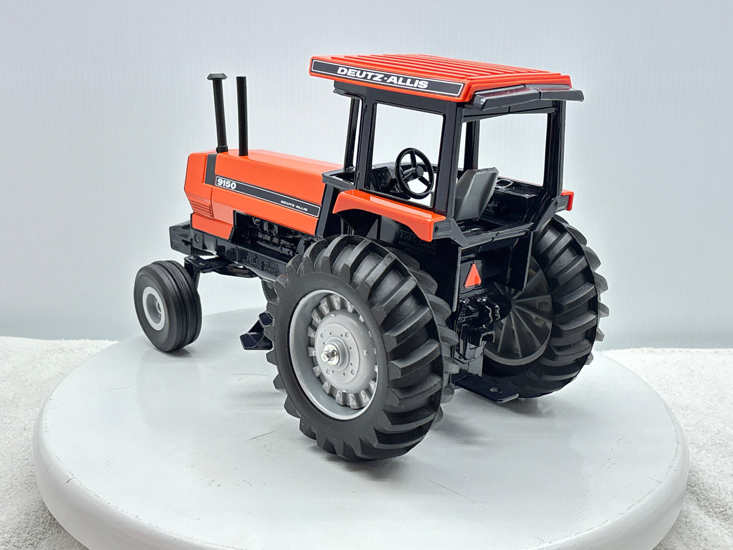 1/16 Deutz-Allis 9150 2wd Orange Special Edition