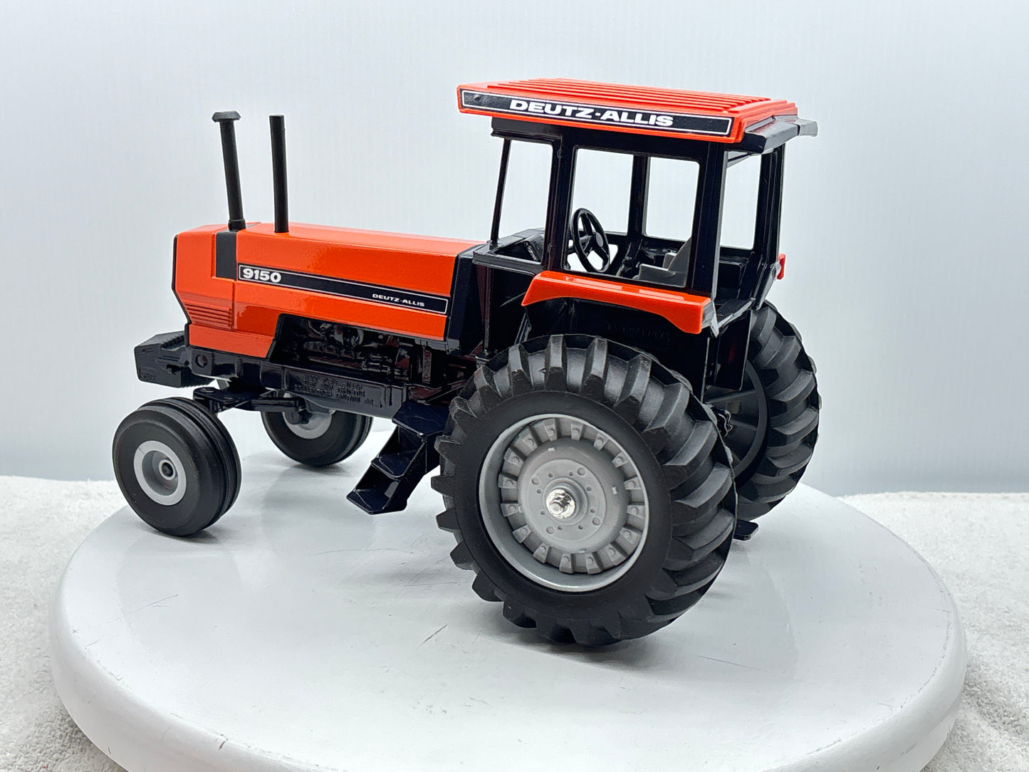 1/16 Deutz-Allis 9150 2wd Orange Special Edition