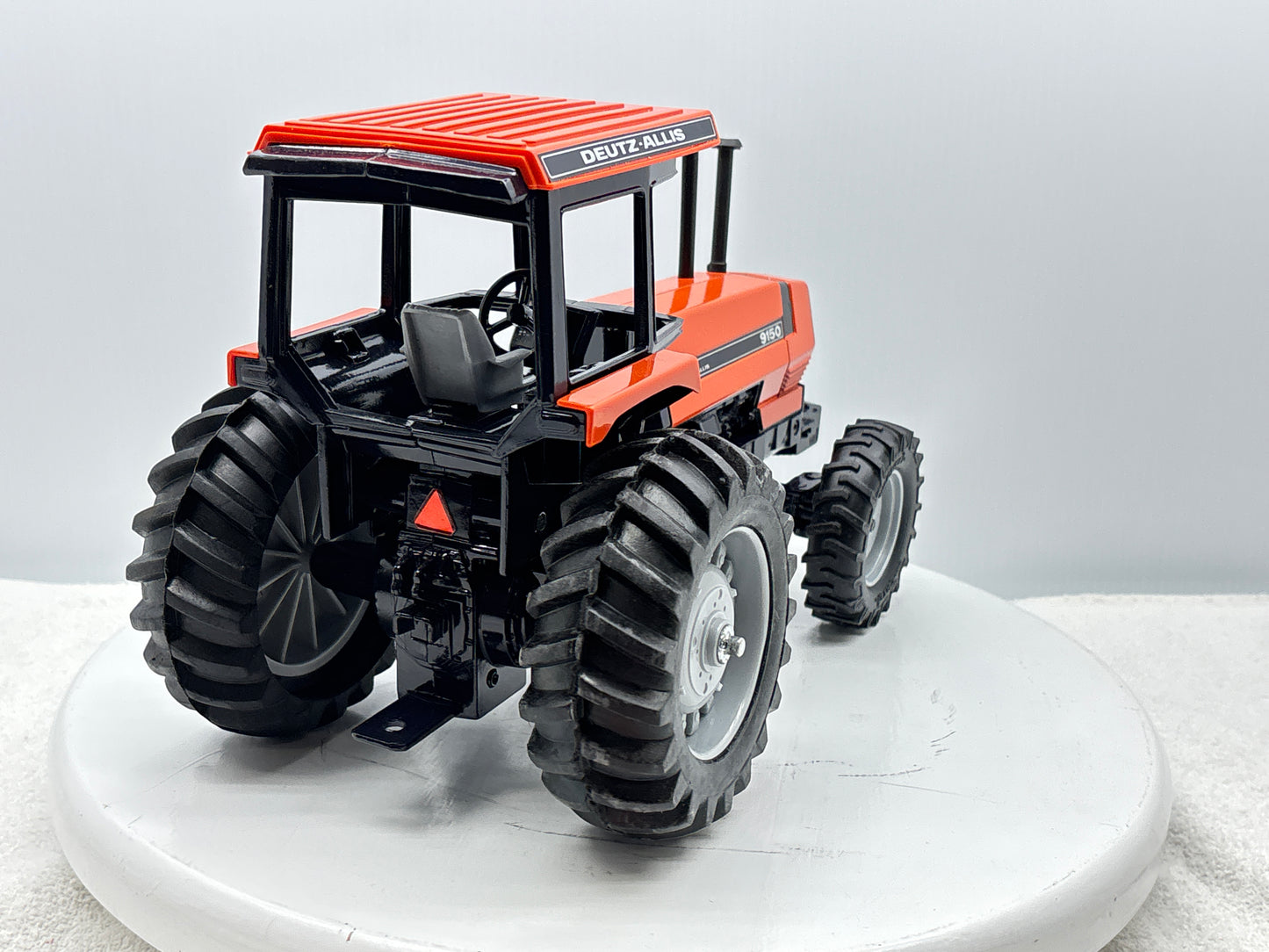 1/16 Deutz-Allis 9150 4wd Orange Special Edition