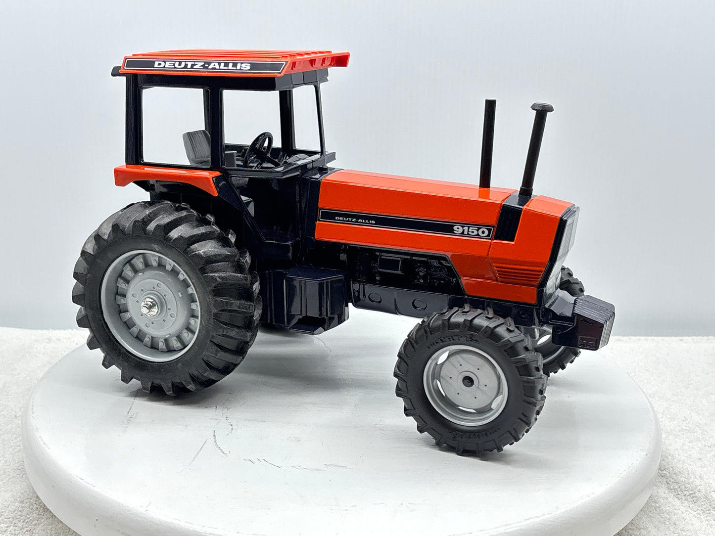 1/16 Deutz-Allis 9150 4wd Orange Special Edition