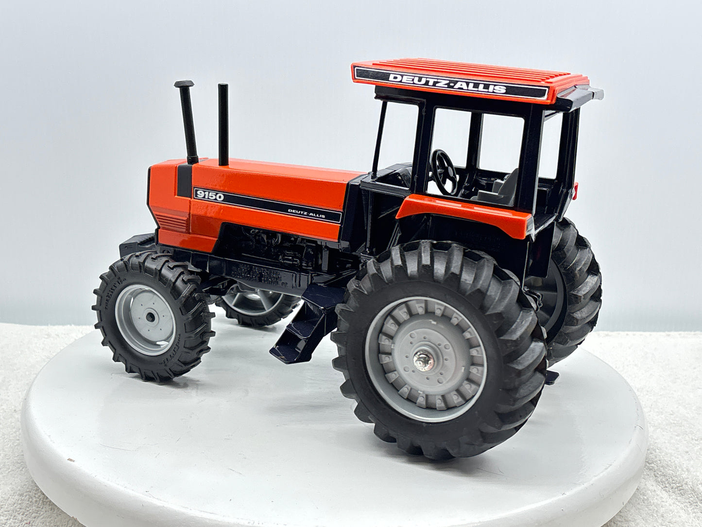 1/16 Deutz-Allis 9150 4wd Orange Special Edition