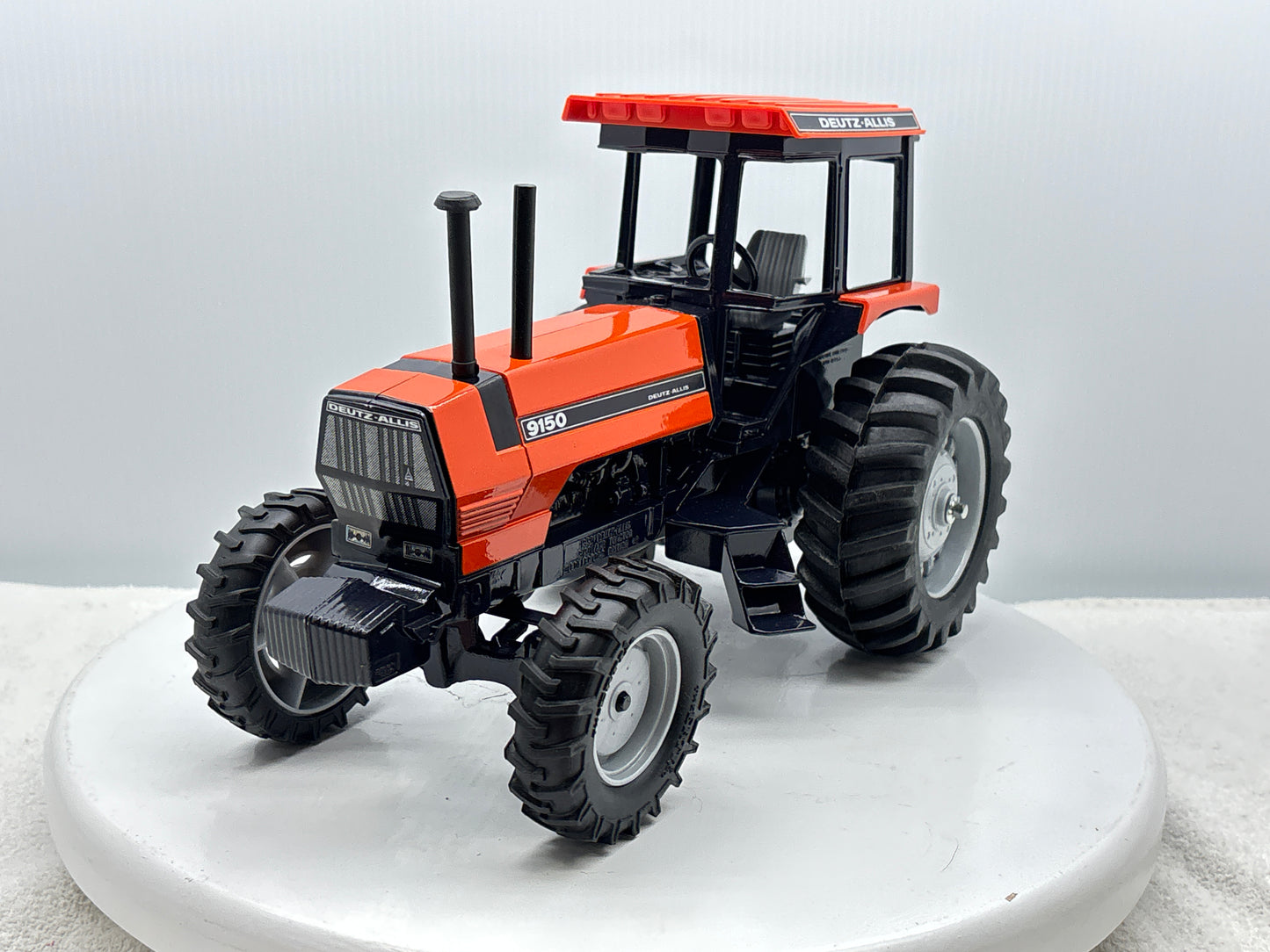 1/16 Deutz-Allis 9150 4wd Orange Special Edition