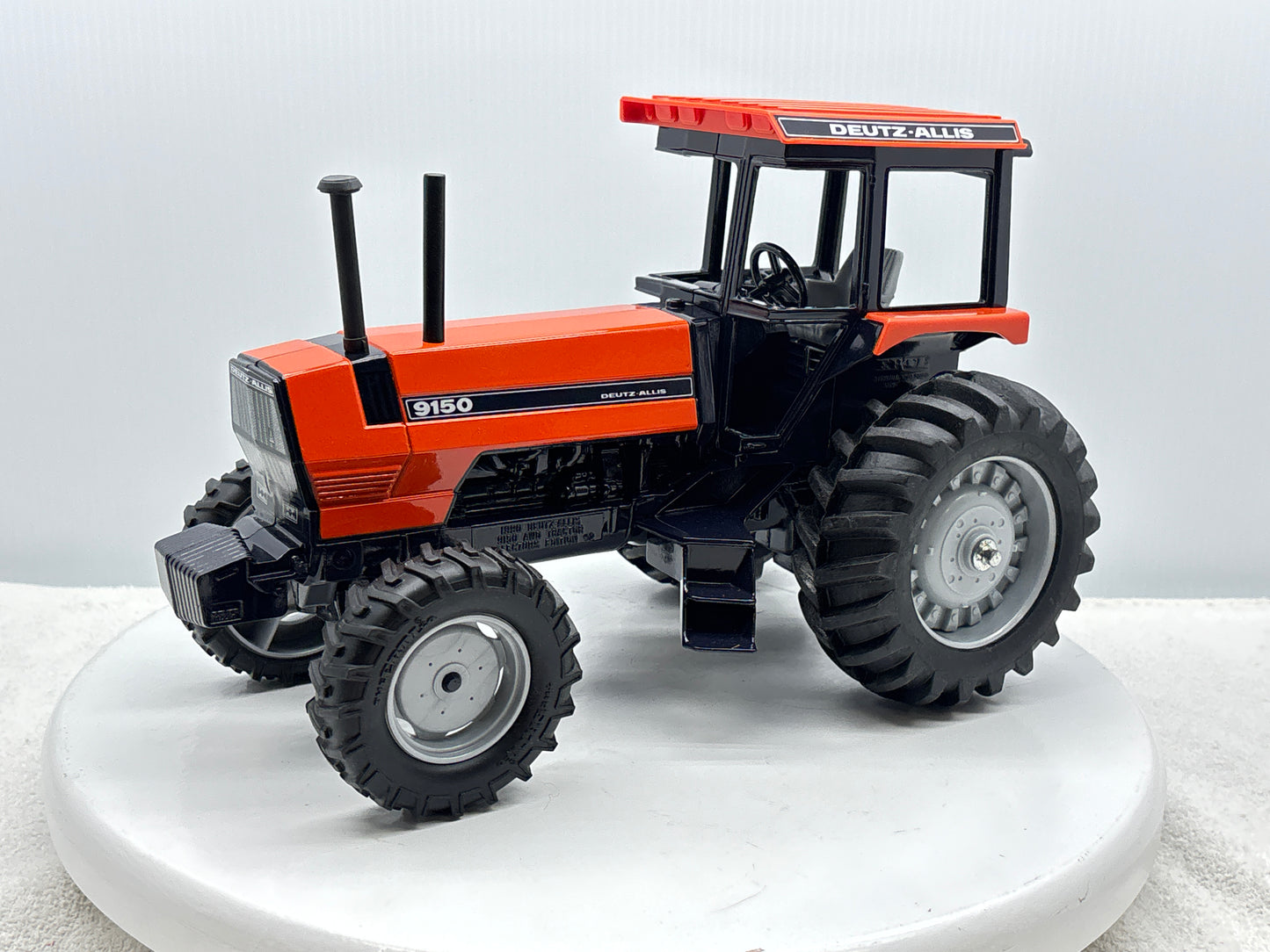 1/16 Deutz-Allis 9150 4wd Orange Special Edition