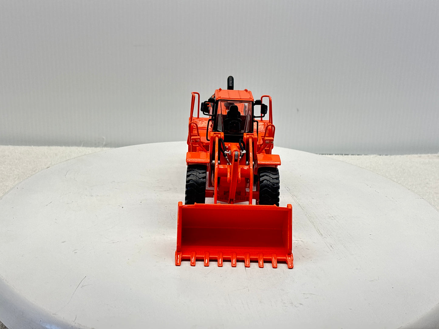 1/40 Doosan 400V Wheel Loader