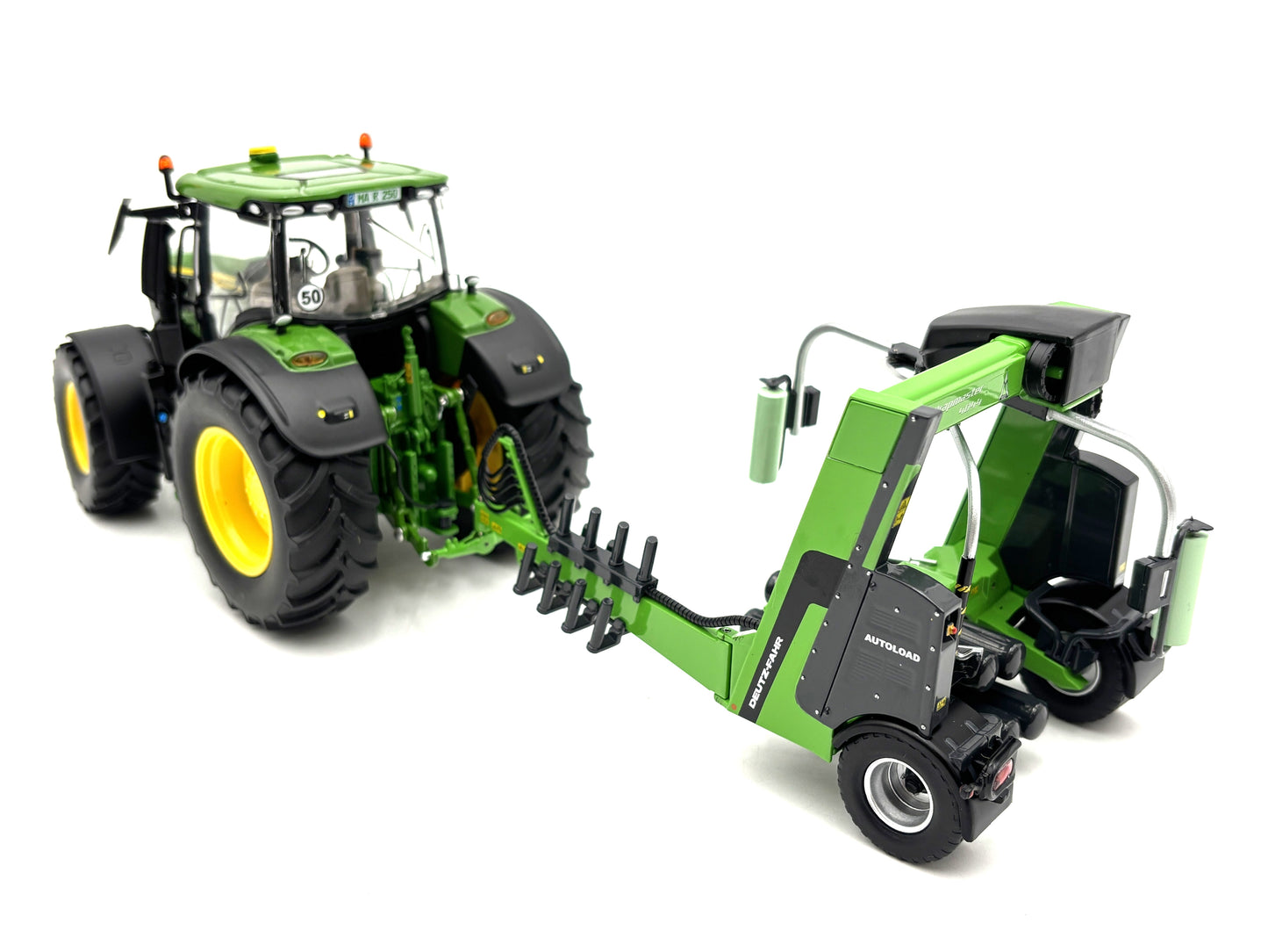1/32 Duetz-Fahr Wrapmaster 4044 Bale Wrapper