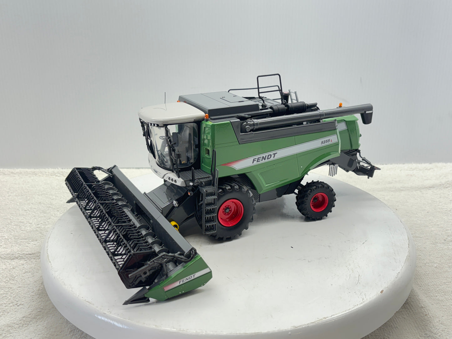 1/32 Fendt 5255L