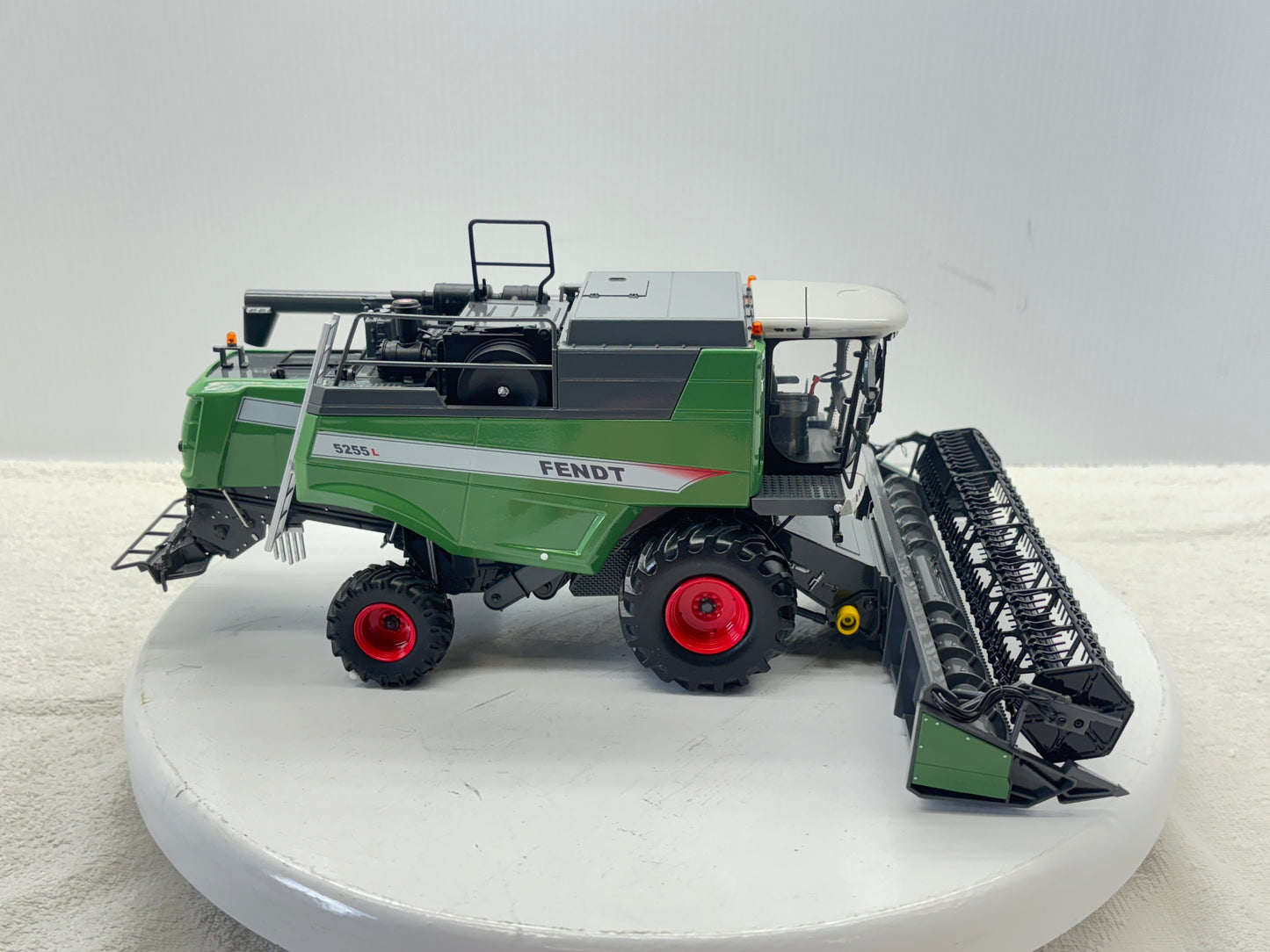1/32 Fendt 5255L