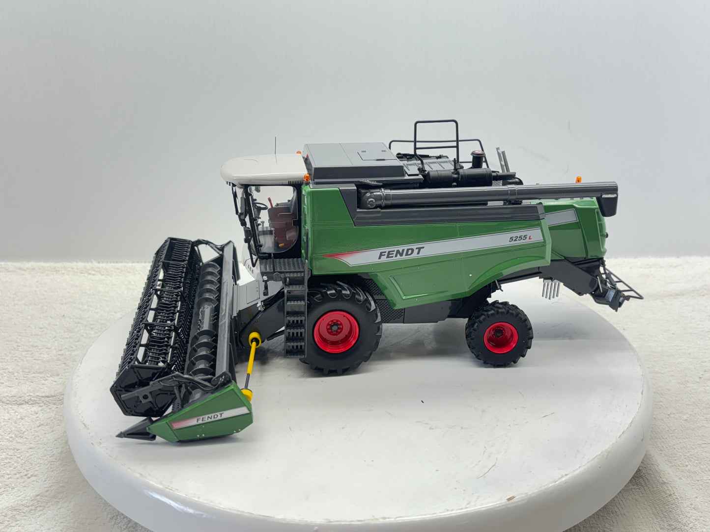 1/32 Fendt 5255L