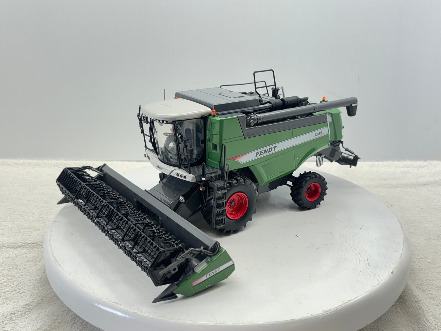 1/32 Fendt 5255L