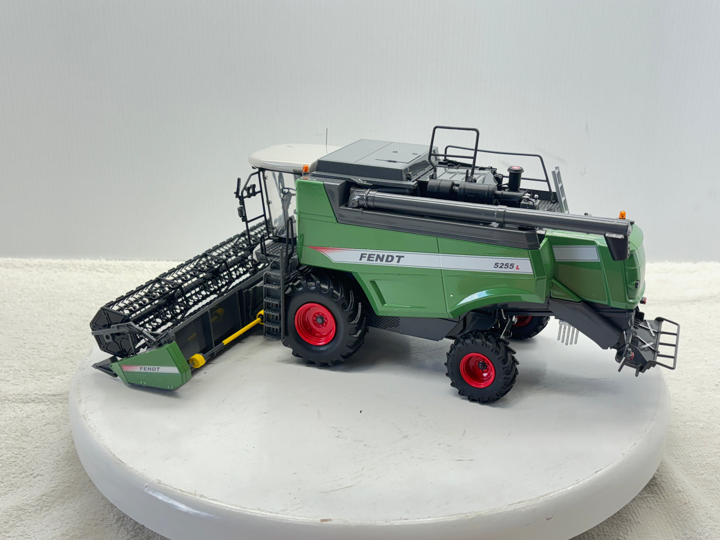 1/32 Fendt 5255L