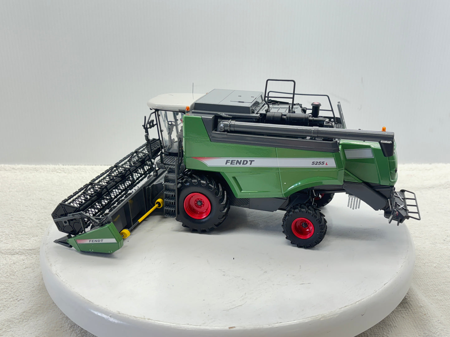 1/32 Fendt 5255L