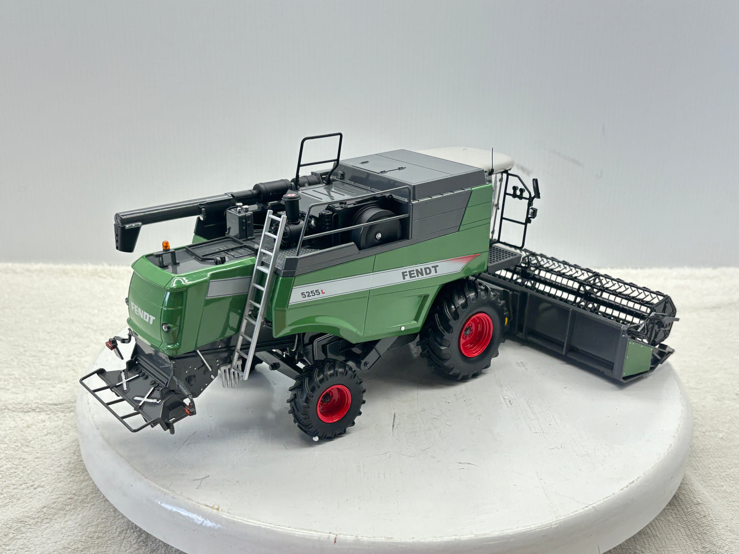 1/32 Fendt 5255L