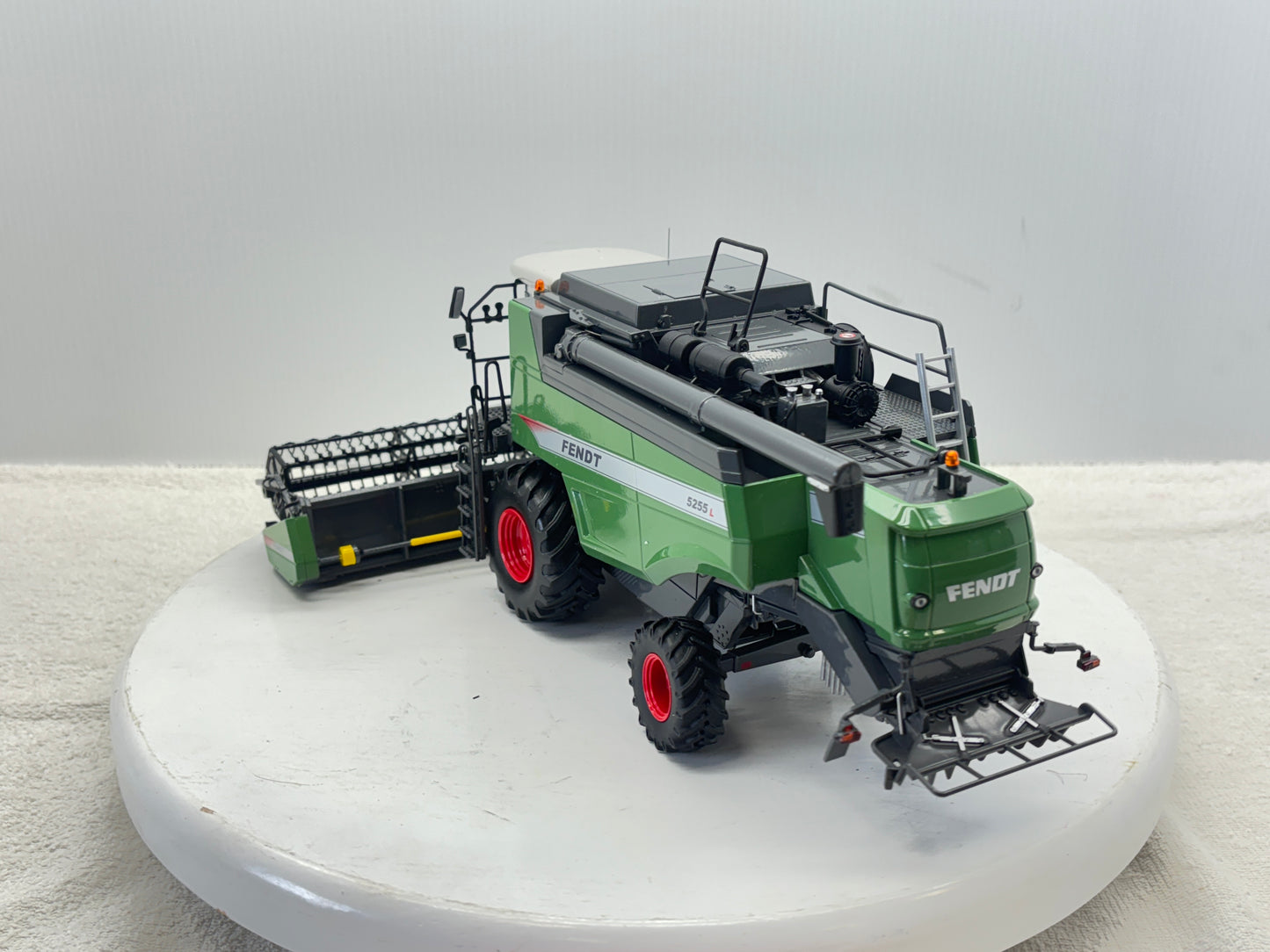 1/32 Fendt 5255L